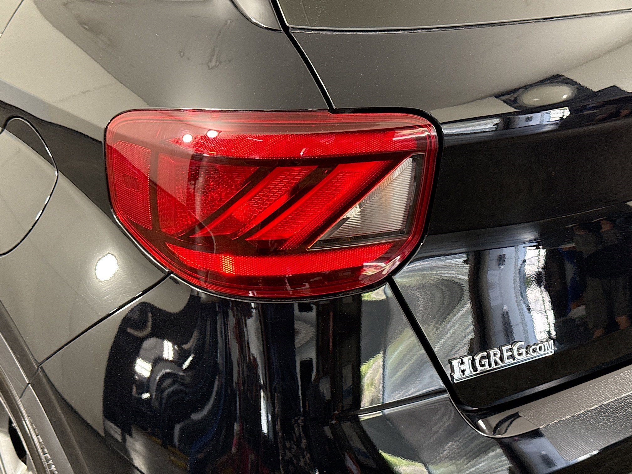 Used 2024 Hyundai Venue SEL FWD image 36