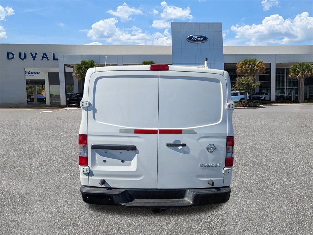 Used 2019 Nissan NV 2500 SV image 5