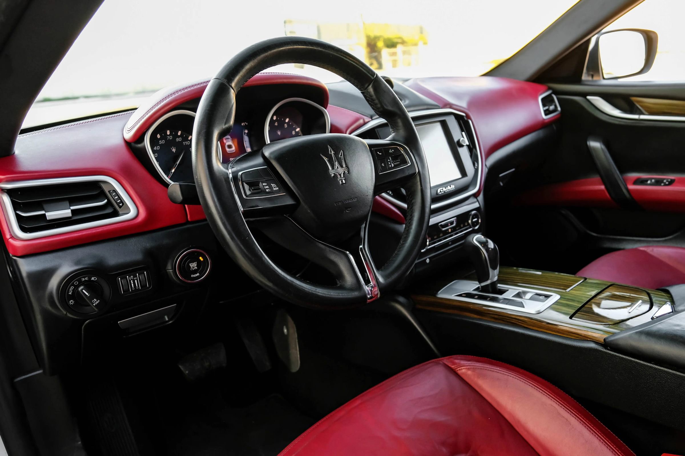 Used 2014 Maserati Ghibli image 3