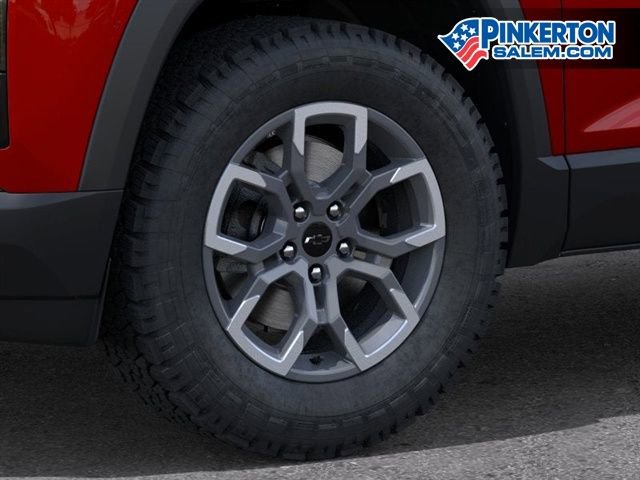 New 2026 Chevrolet Equinox ACTIV w/ LPO, Floor Liner Package AWD/4WD image 9