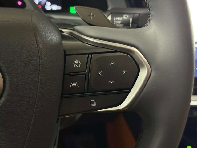 Used 2023 Lexus RZ 450e Premium image 18