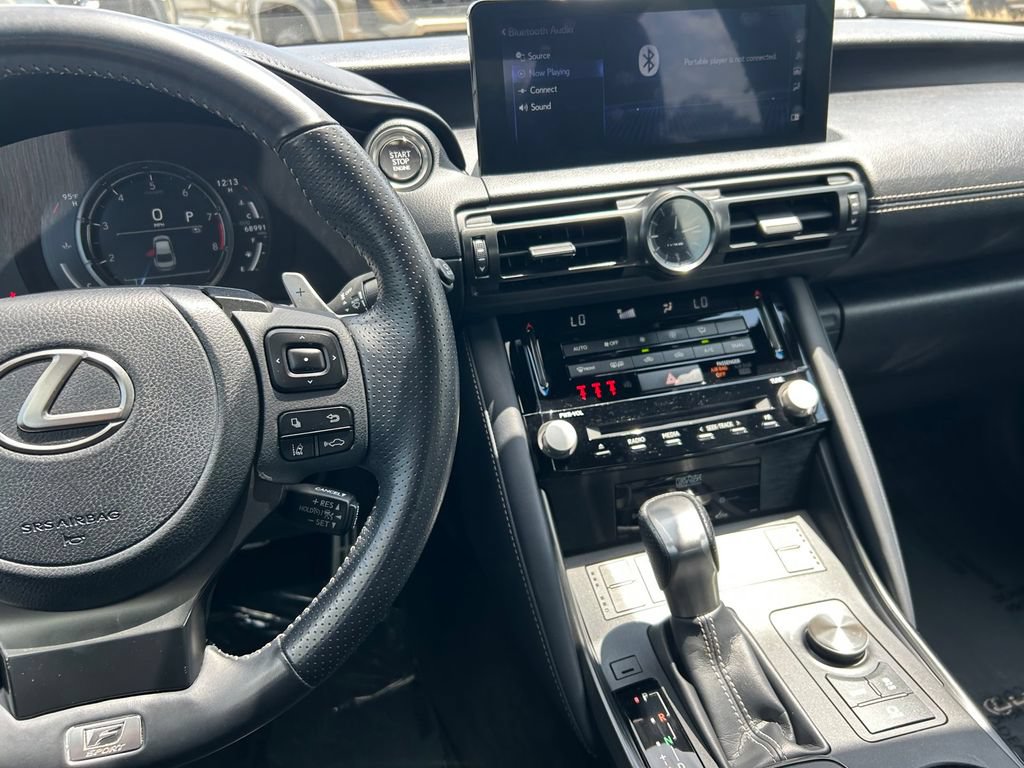 Used 2023 Lexus IS 500 RWD image 18