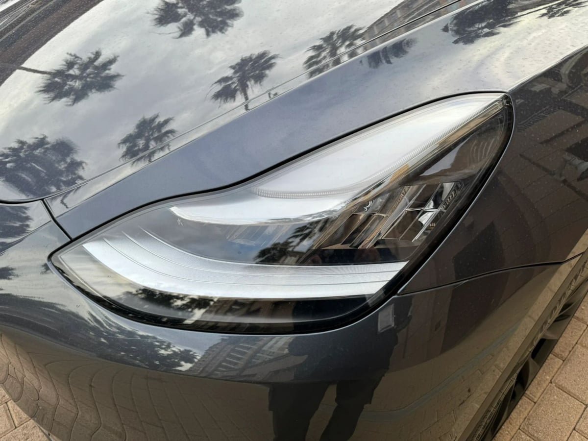 Used 2023 Tesla Model Y Long Range AWD/4WD image 23