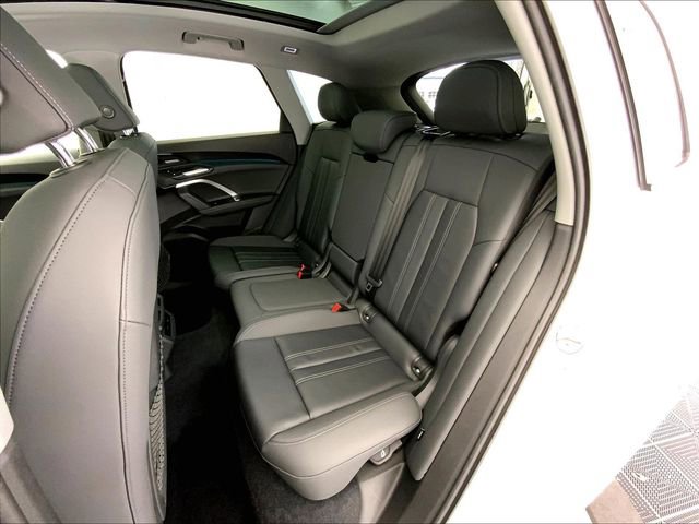Used 2025 Audi Q5 Premium Plus w/ Premium Plus image 26