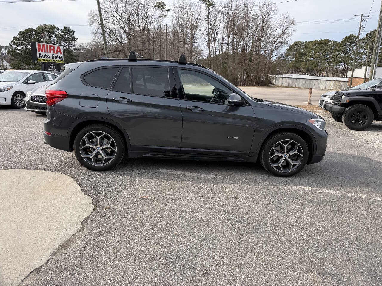 Used 2017 BMW X1 xDrive28i AWD/4WD image 8