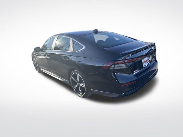 Used 2023 Honda Accord Sport image 3