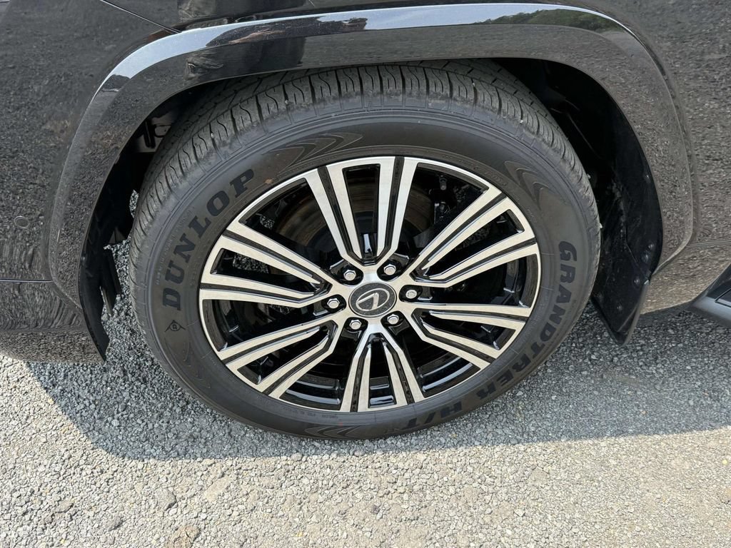 New 2025 Lexus LX 700h Luxury AWD/4WD image 7