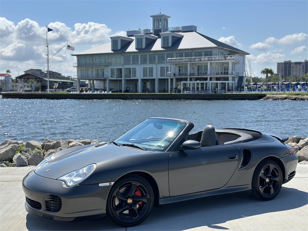 Used 2004 Porsche 911 Turbo image 2