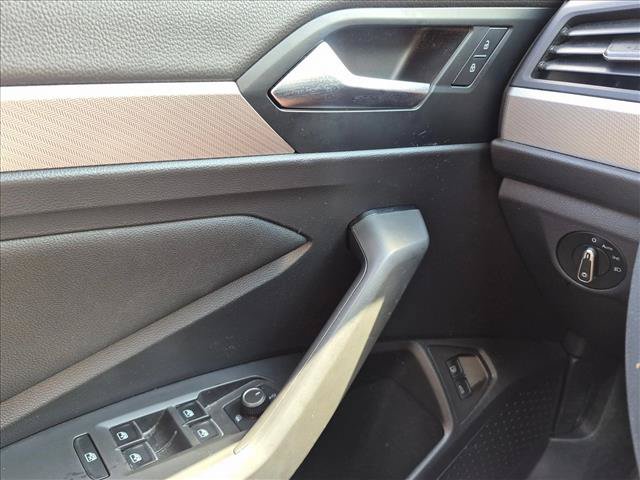 Used 2021 Volkswagen Jetta S w/ Driver Assistance Package FWD image 15