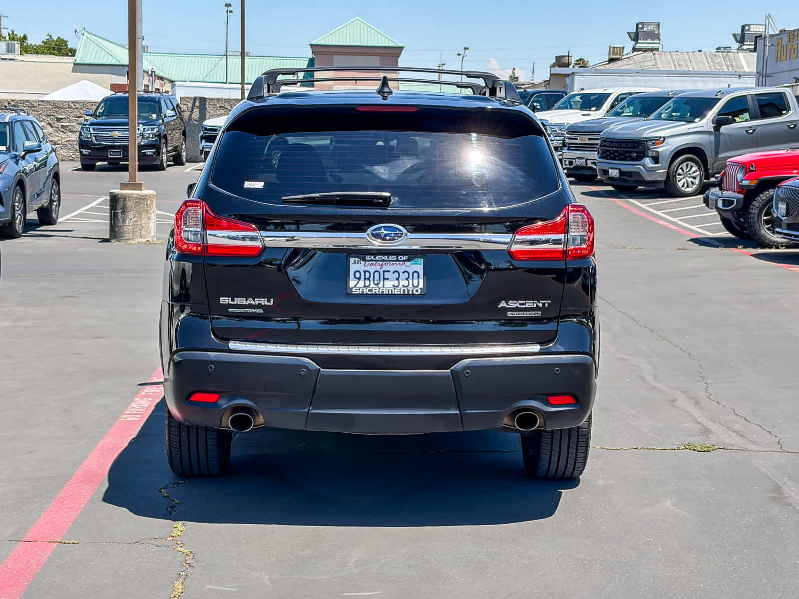Used 2022 Subaru Ascent Limited w/ Technology Package AWD/4WD image 3