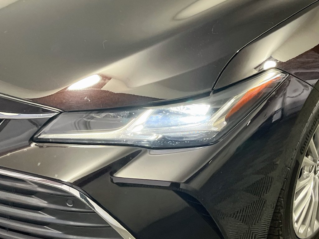 Used 2020 Toyota Avalon Limited w/ Advanced Safety Package FWD image 9