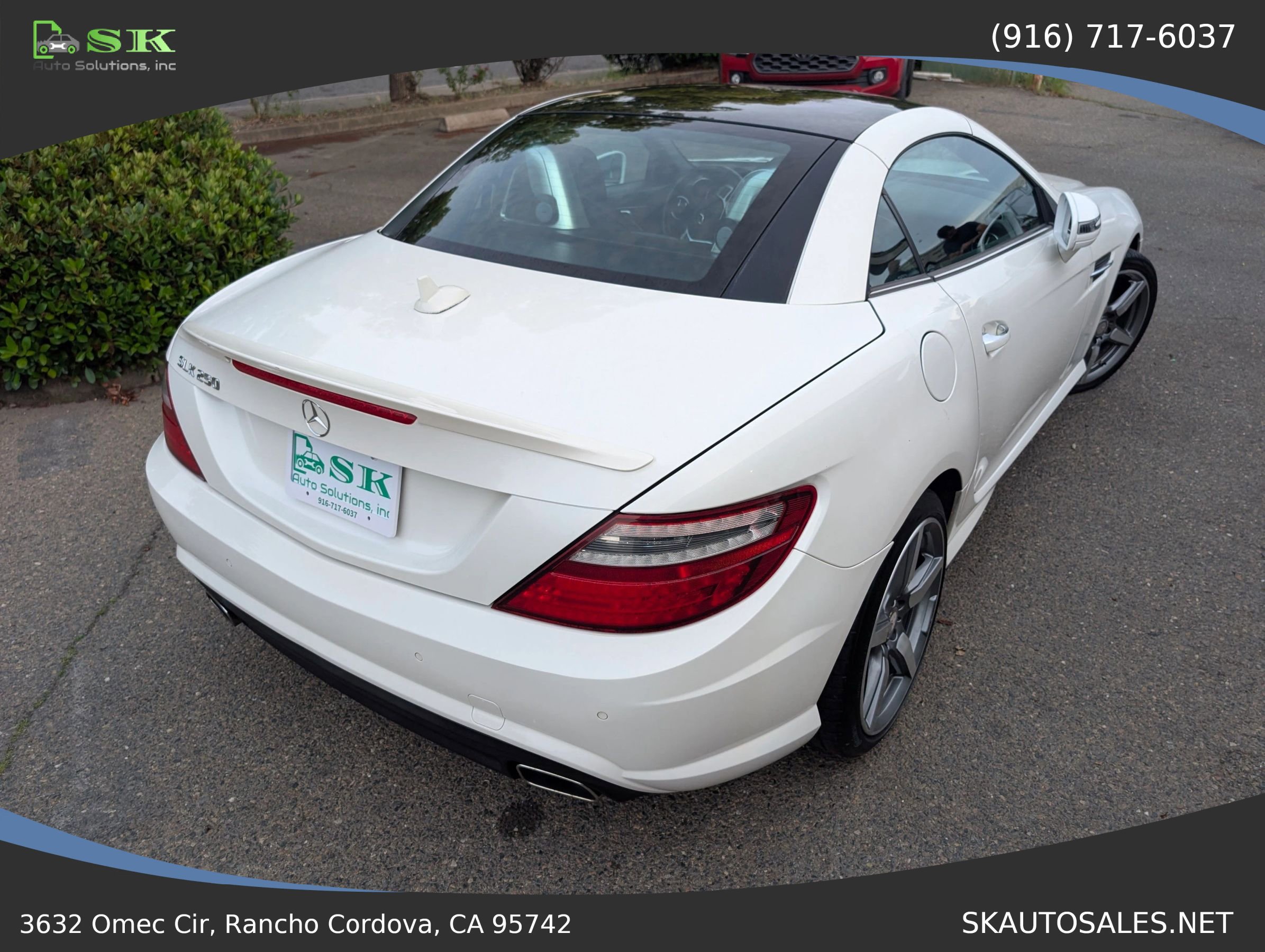 Used 2015 Mercedes-Benz SLK 250 image 9