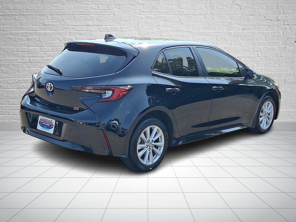 Used 2025 Toyota Corolla SE FWD image 4