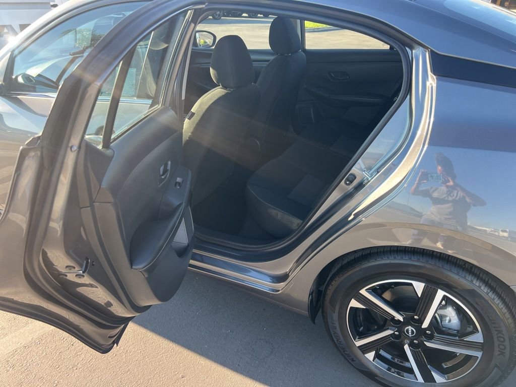 Used 2025 Nissan Sentra SV image 18