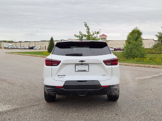 Used 2023 Chevrolet Blazer RS w/ Enhanced Convenience Package FWD image 6