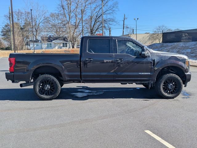 Used 2019 Ford F250 Lariat w/ Lariat Ultimate Package image 3