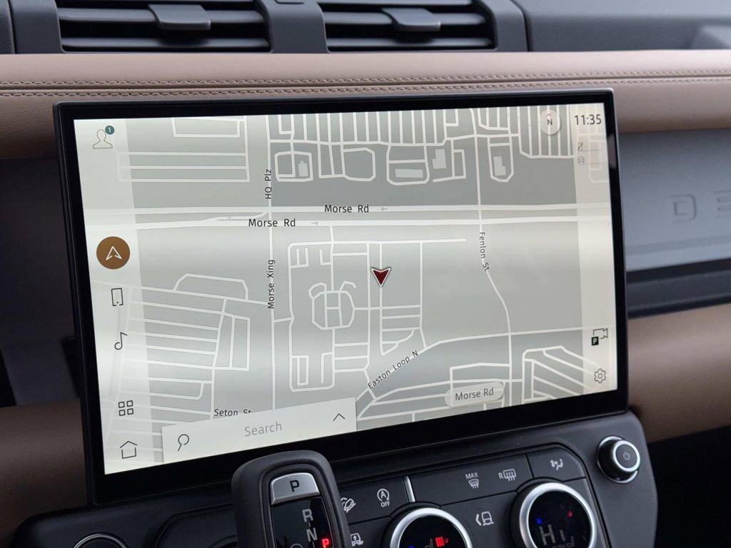 New 2026 Land Rover Defender 110 X-Dynamic SE image 22