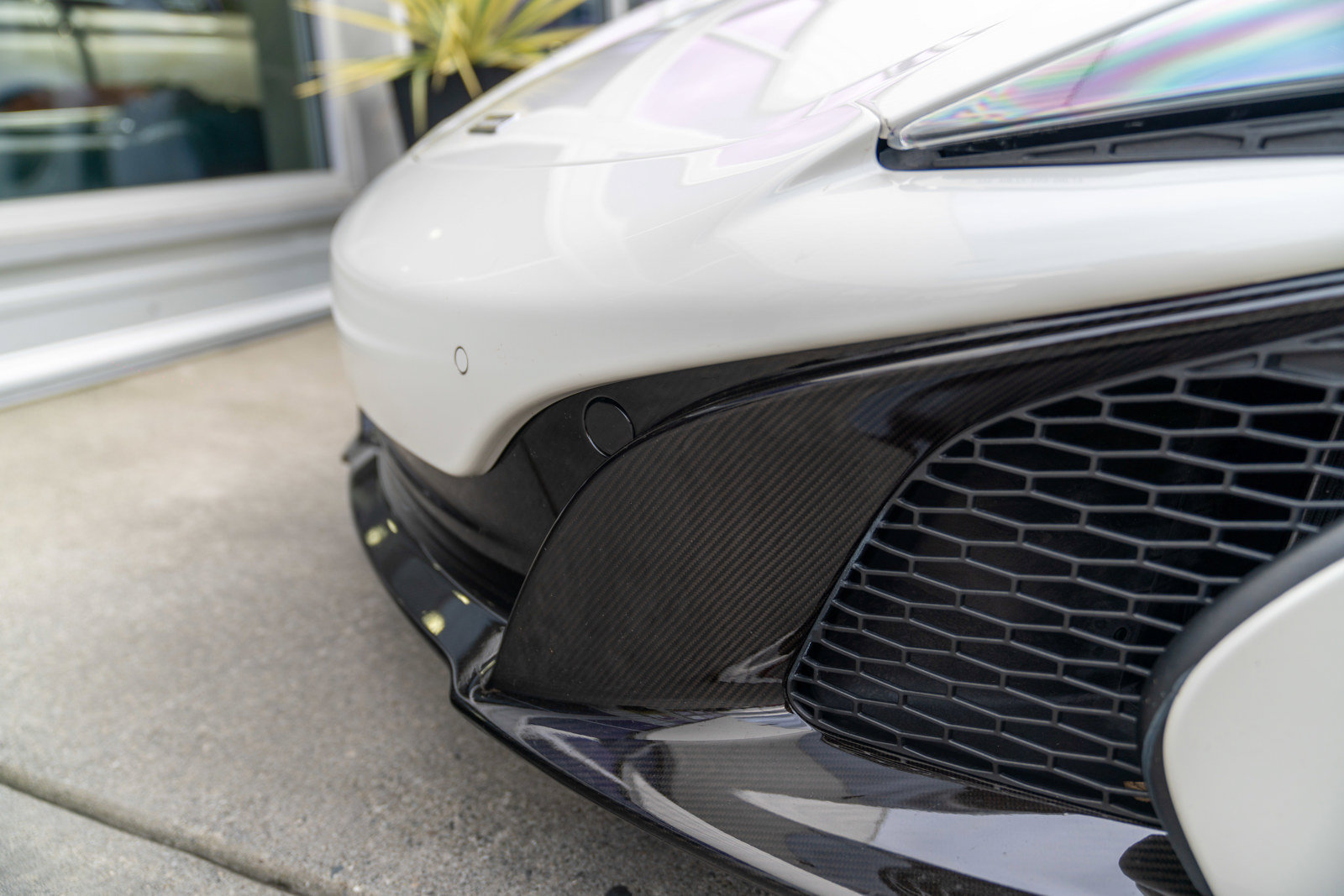 Used 2016 McLaren 650S Spider RWD image 7