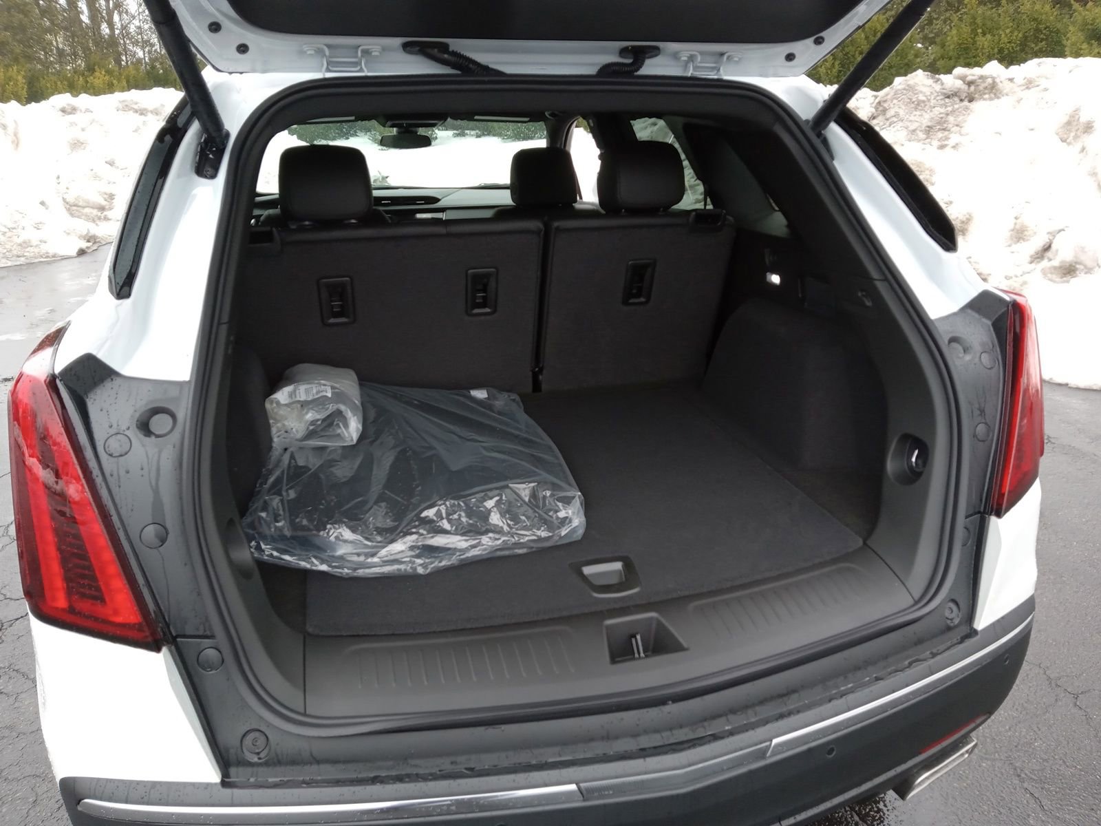 New 2026 Cadillac XT5 Luxury image 22