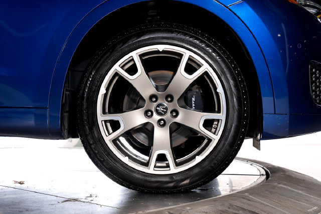 Used 2023 Maserati Levante GT AWD/4WD image 15