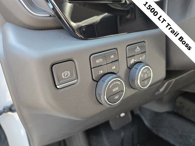 Used 2024 Chevrolet Silverado 1500 LT Trail Boss w/ Protection Package image 19