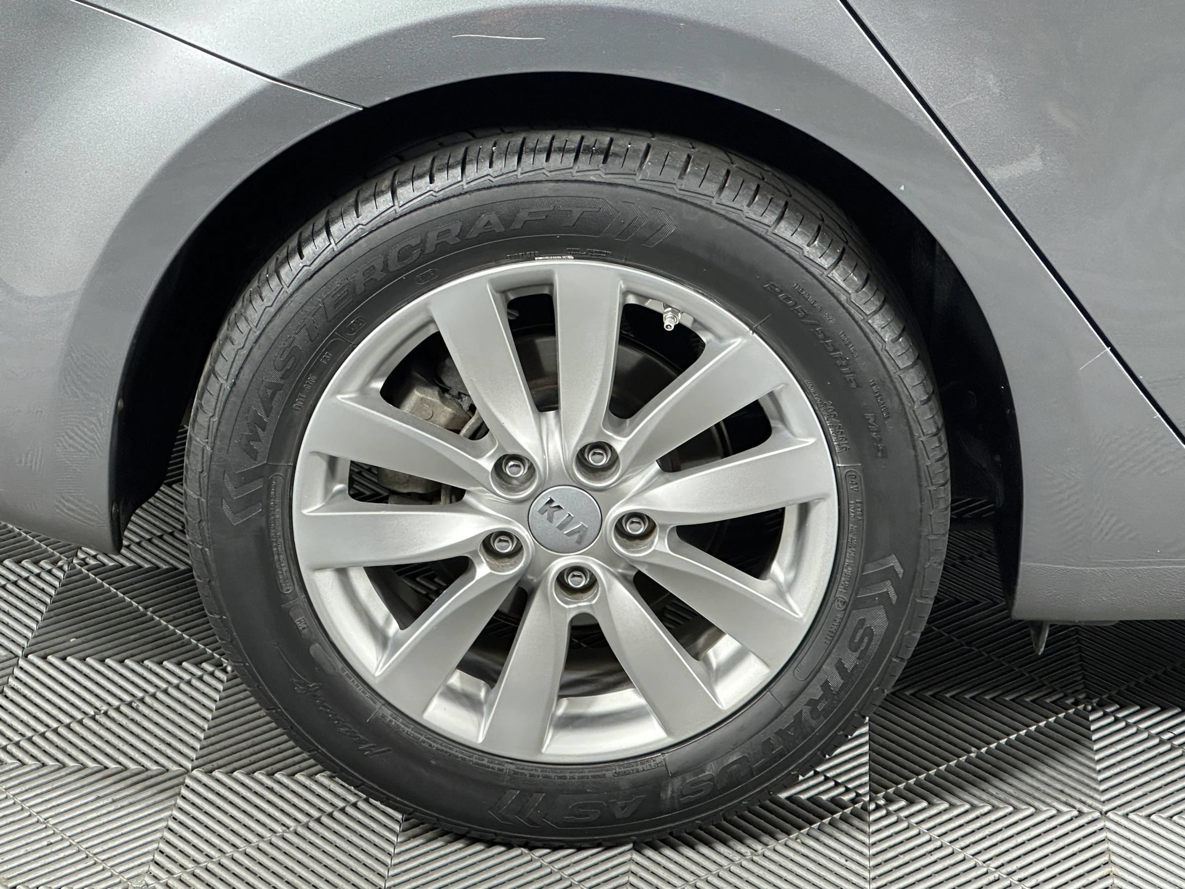 Used 2014 Kia Forte EX FWD image 14