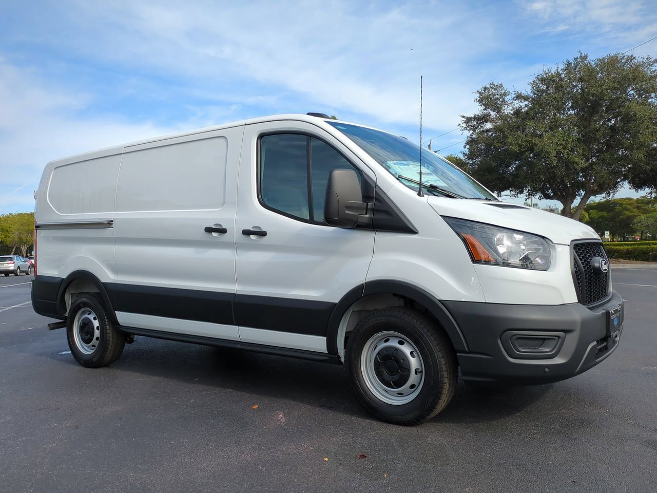 New 2026 Ford Transit 150 Low Roof w/ Load Area Protection Package RWD image 2