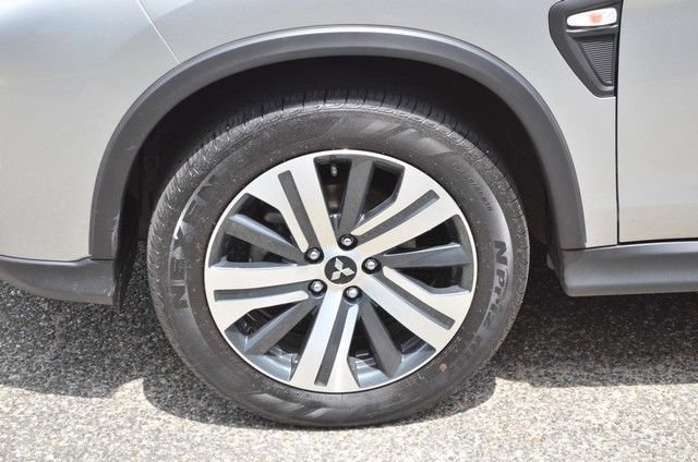Used 2025 Mitsubishi Outlander Sport ES AWD/4WD image 13