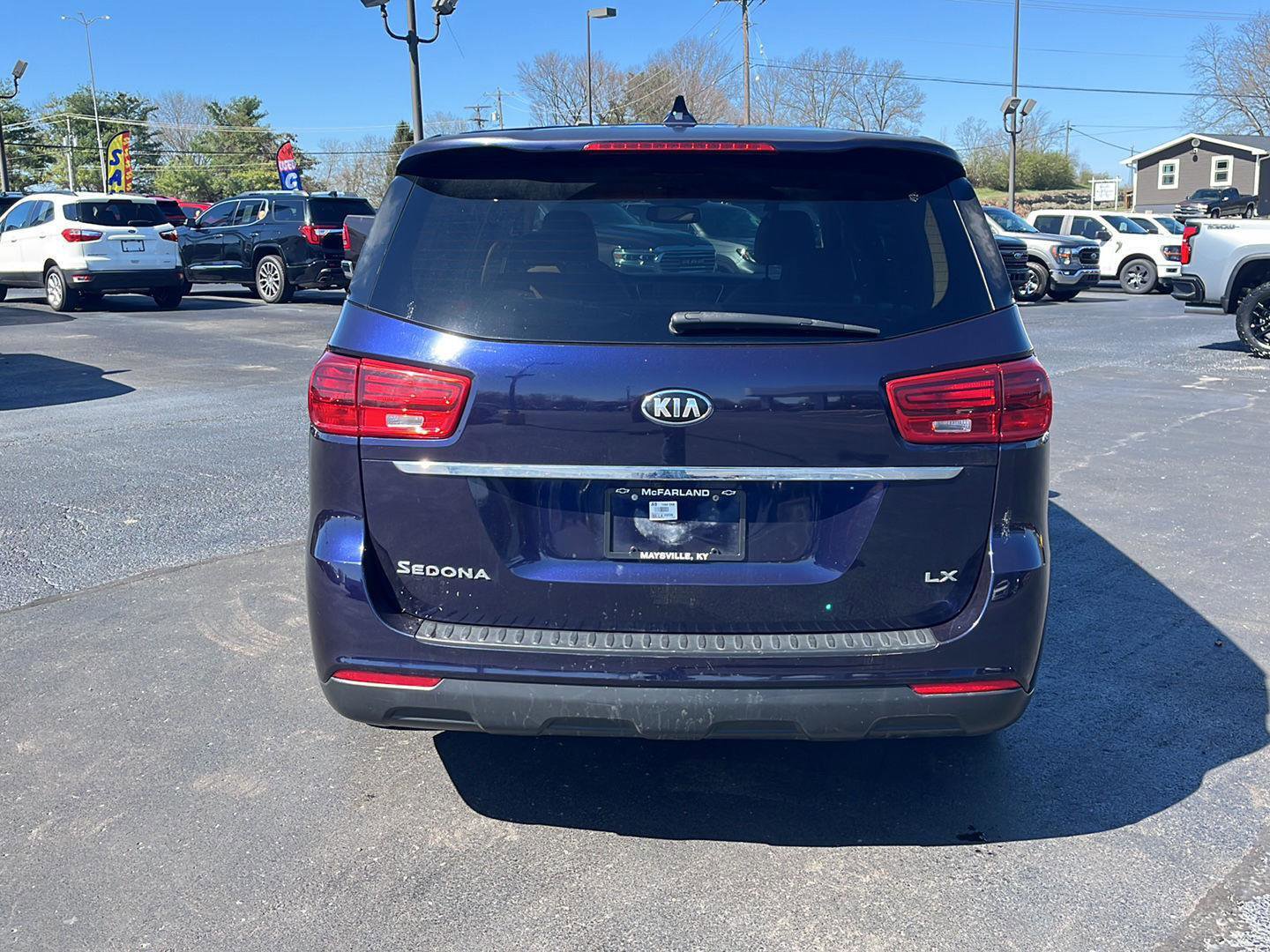 Used 2019 Kia Sedona LX FWD image 4