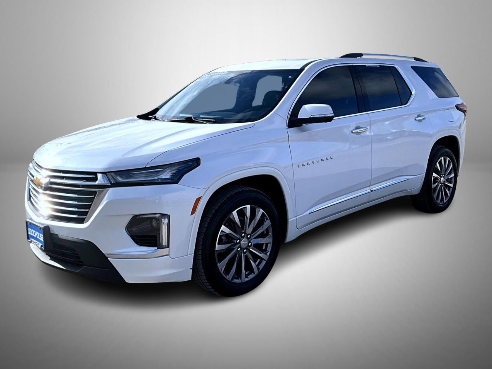 Used 2023 Chevrolet Traverse Premier AWD/4WD image 1