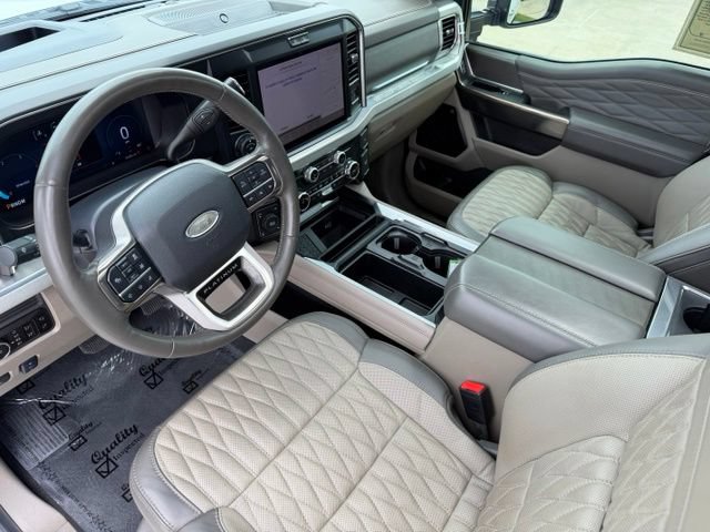Used 2025 Ford F350 Platinum w/ Platinum Plus Package AWD/4WD image 12