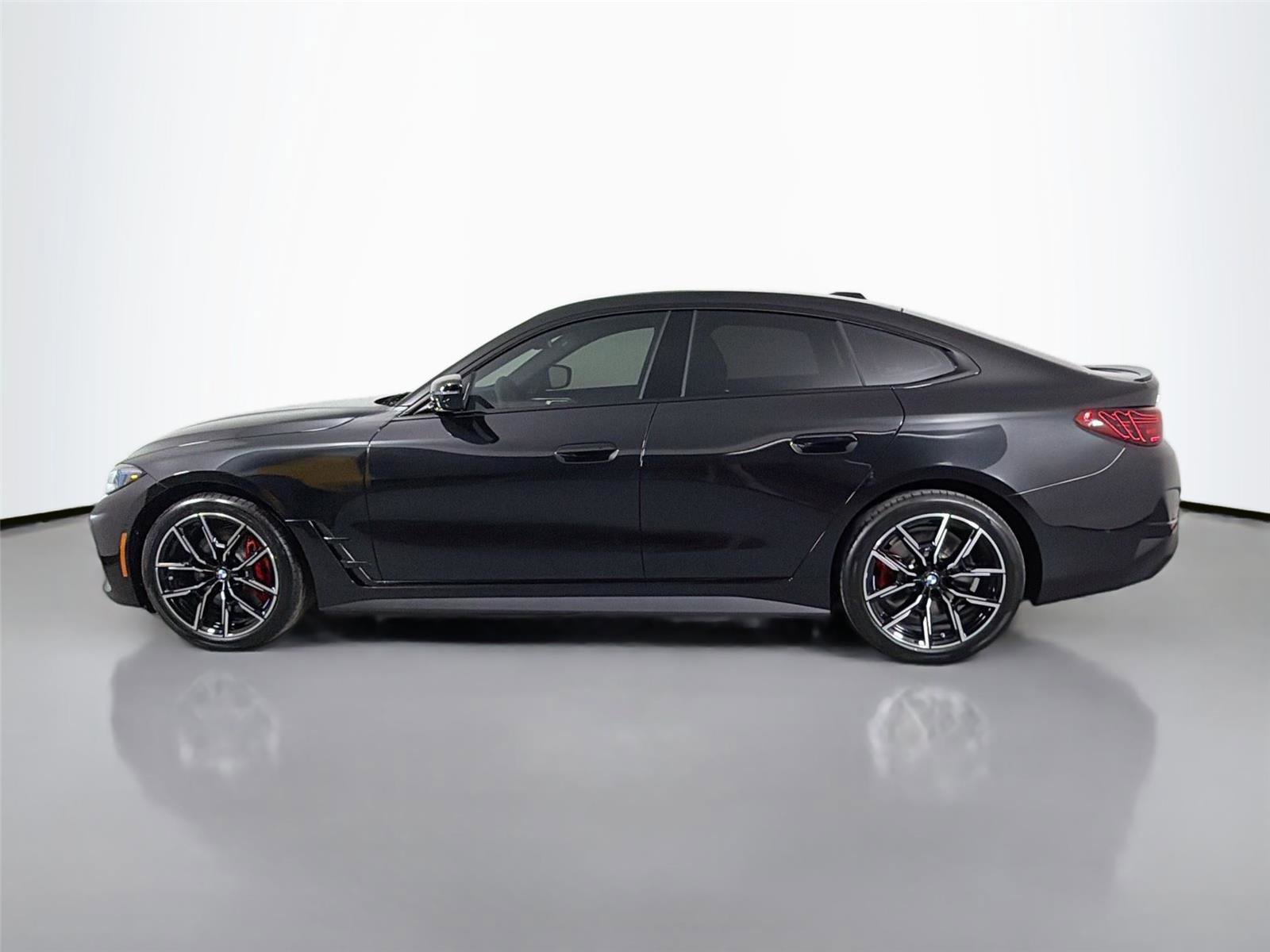 New 2026 BMW i4 xDrive40i w/ M Sport Package AWD/4WD image 8