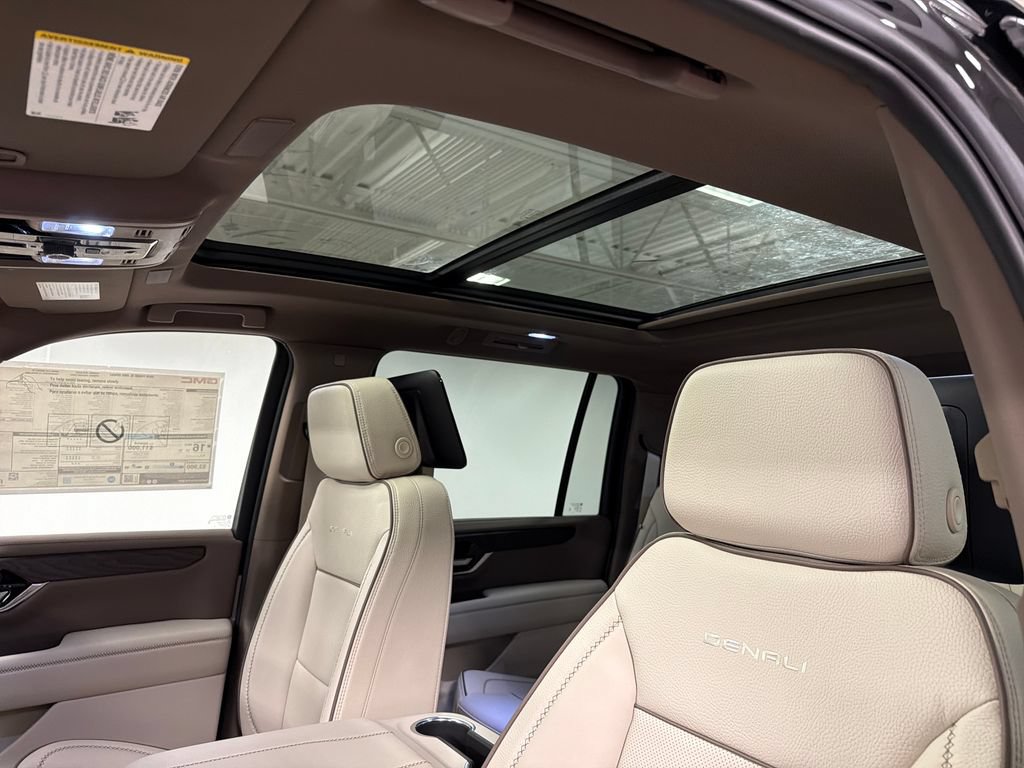 New 2026 GMC Yukon XL Denali w/ Advanced Technology Package AWD/4WD image 28