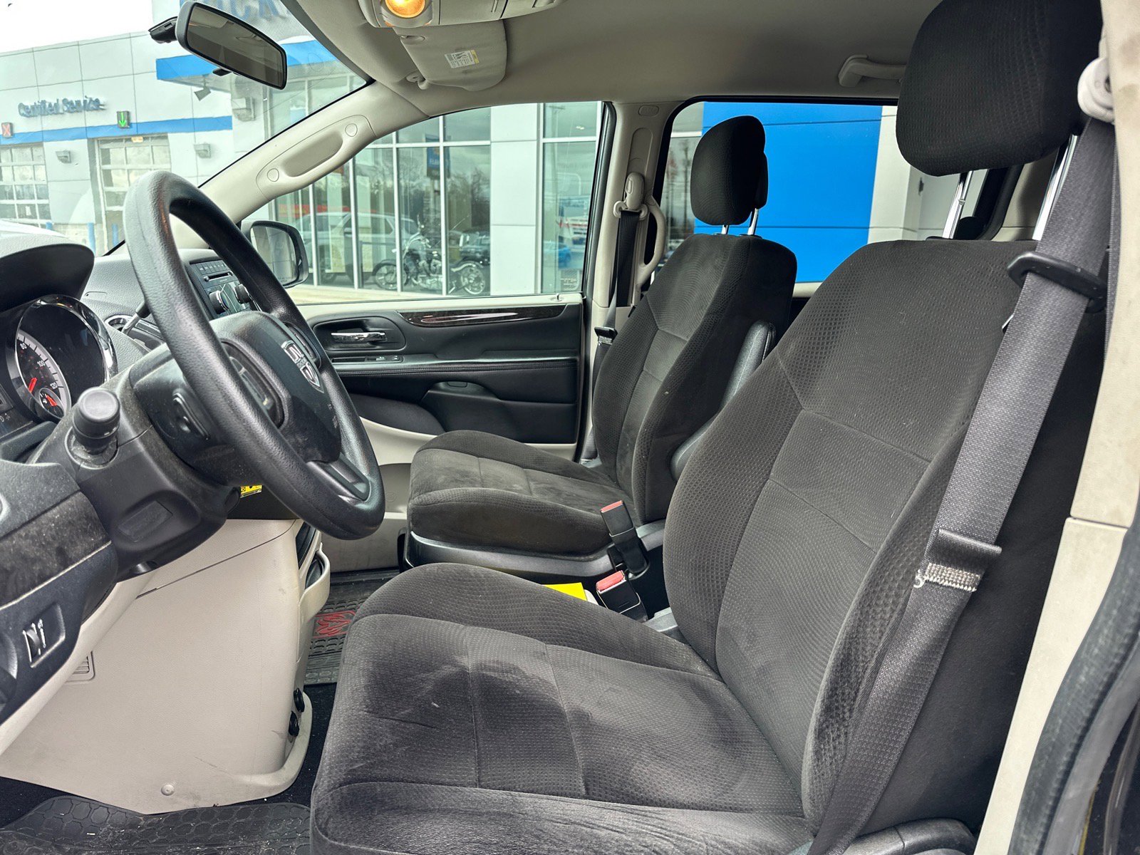 Used 2012 Dodge Grand Caravan SE image 9