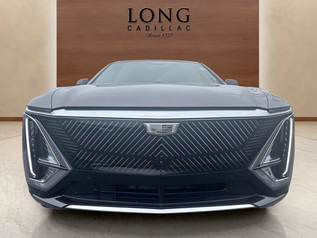 Used 2024 Cadillac Lyriq Tech w/ Driver Assist Package AWD/4WD image 8