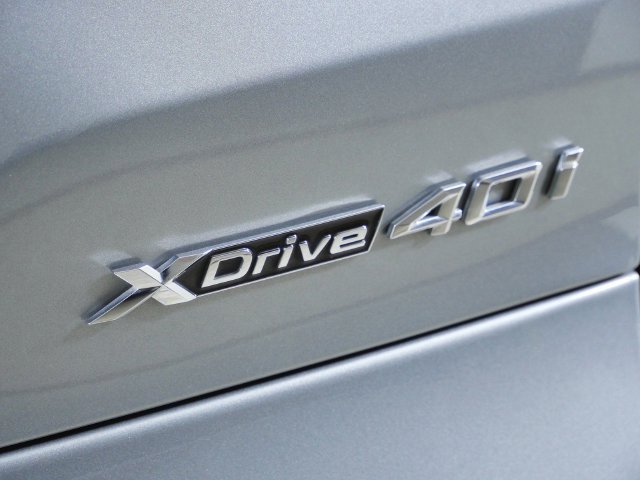 New 2027 Volkswagen Jetta SE FWD image 12