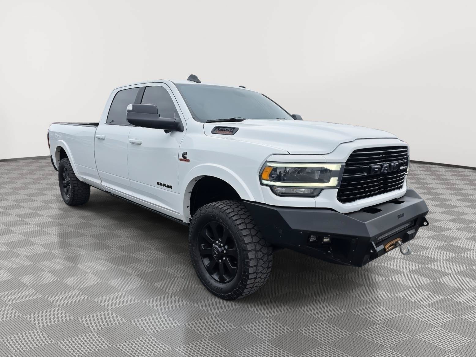 Used 2021 RAM 3500 Laramie AWD/4WD image 3