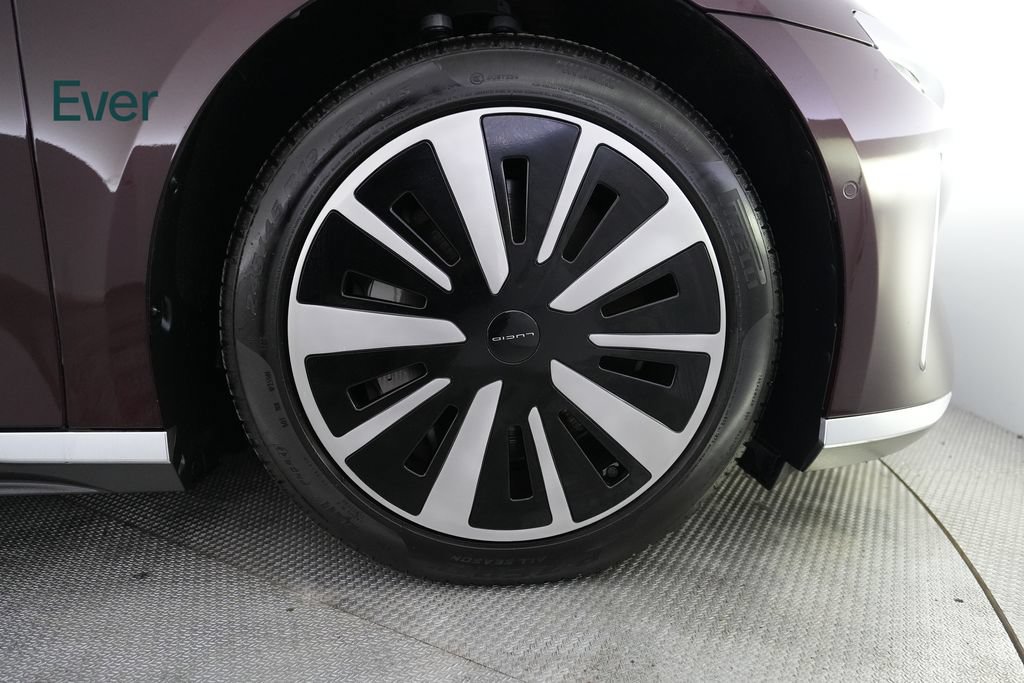 Used 2023 Lucid Air Touring AWD/4WD image 20
