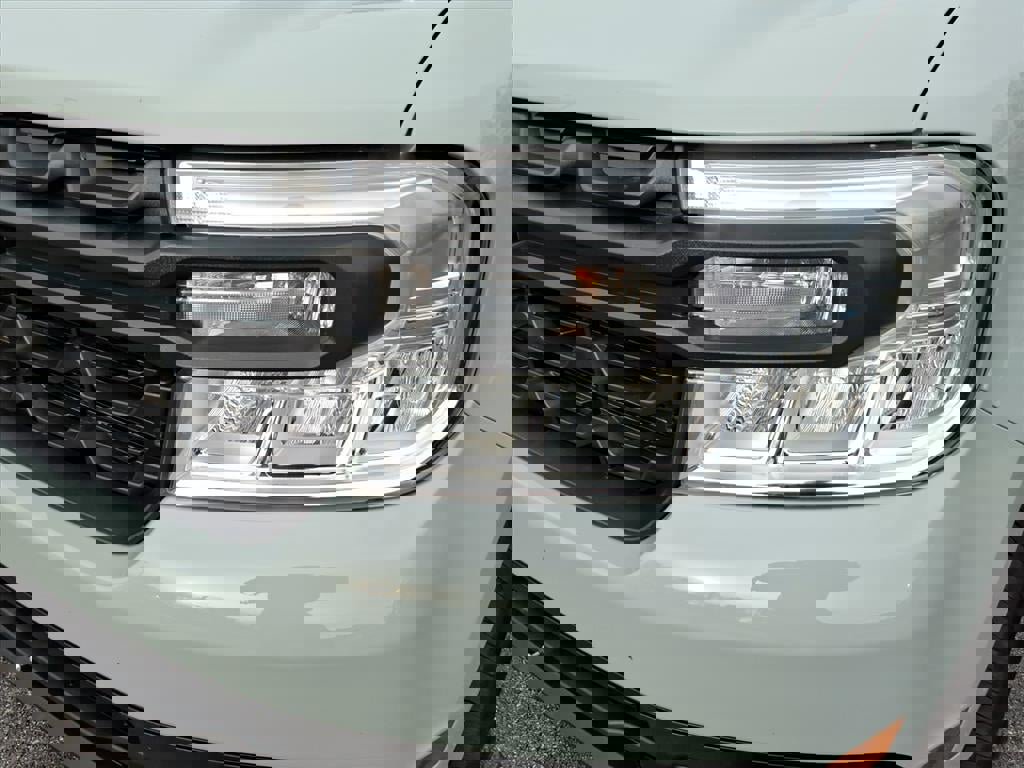 Used 2024 Ford Maverick XL image 12