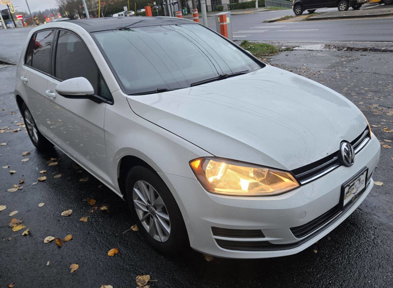 Used 2016 Volkswagen Golf S image 4