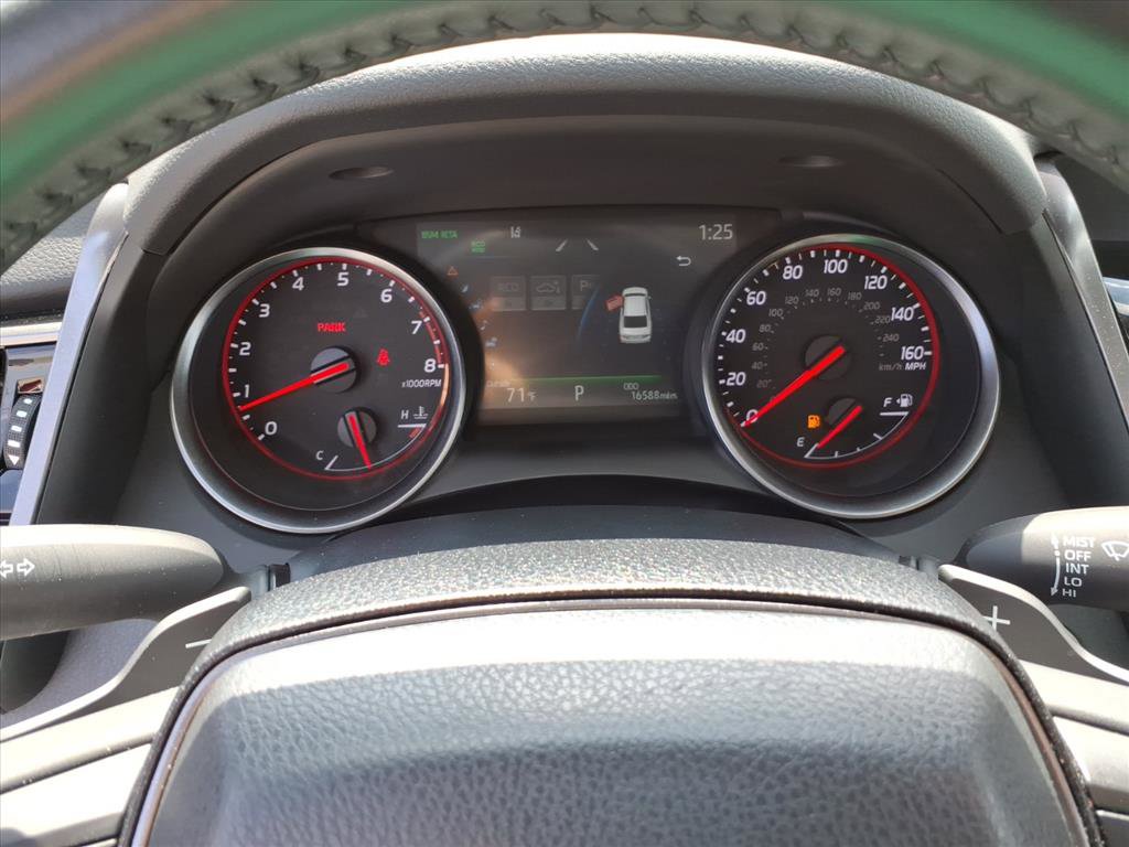 Used 2023 Toyota Camry XSE w/ Navigation Package image 21