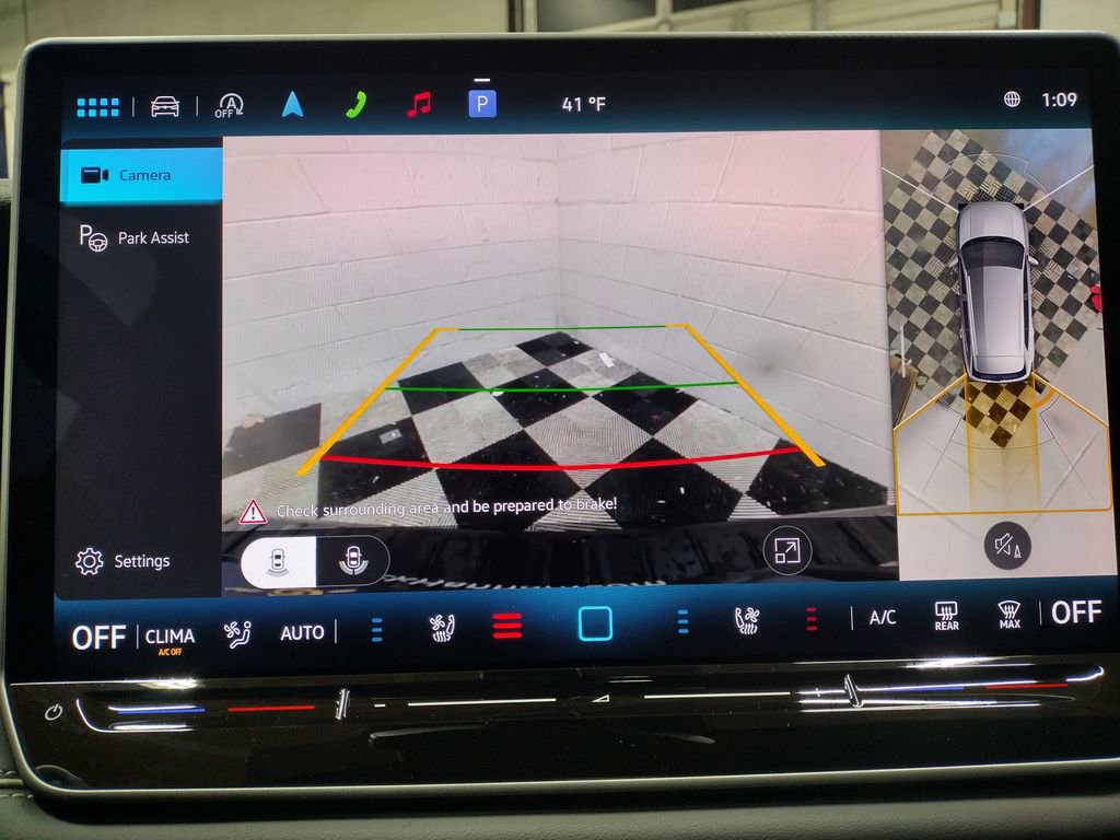 New 2026 Volkswagen Tiguan SEL R-Line image 9