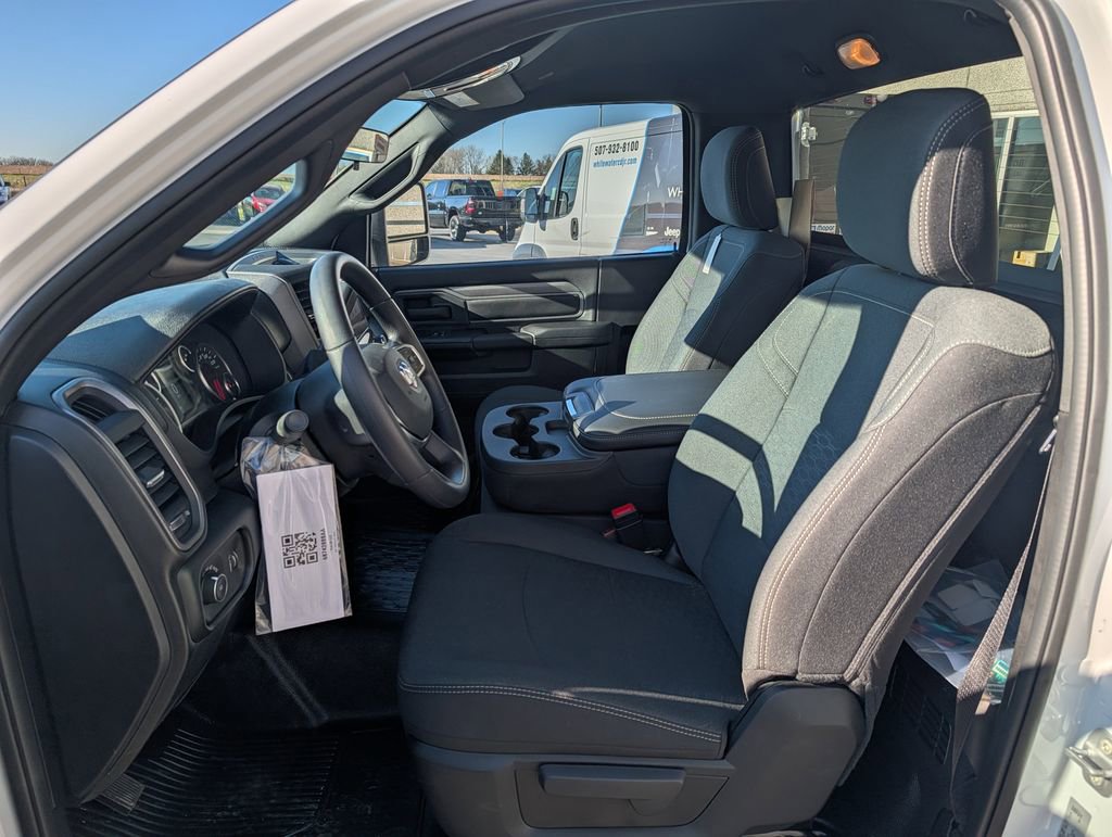 New 2026 RAM 5500 Tradesman AWD/4WD image 5