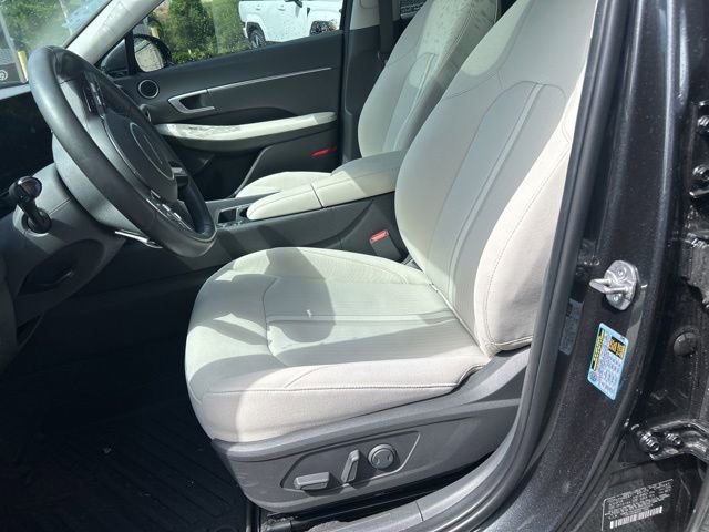 Certified 2024 Hyundai Sonata SEL w/ Convenience Package FWD image 9