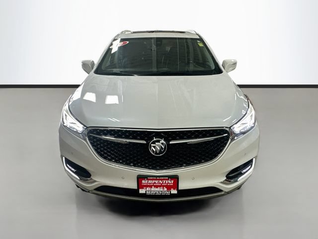 Used 2019 Buick Enclave Avenir w/ Avenir Technology Package AWD/4WD image 3