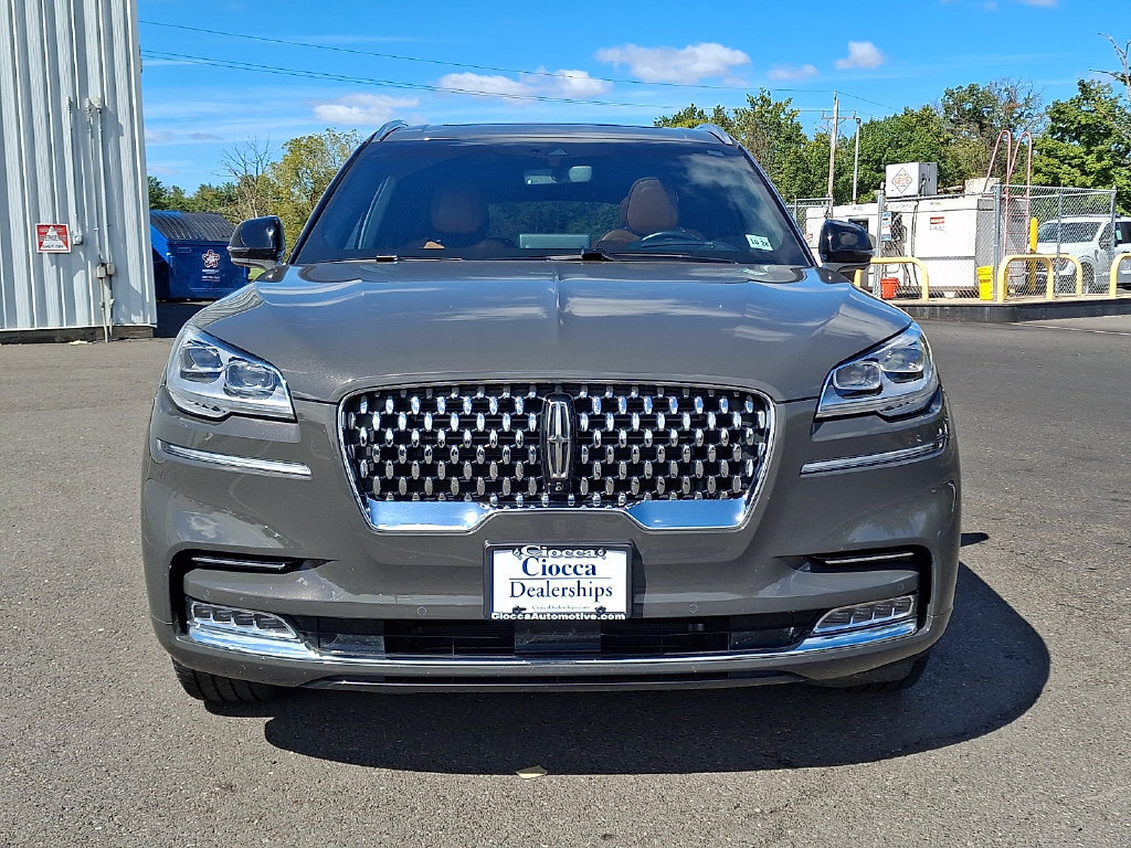 Certified 2023 Lincoln Aviator Black Label w/ Dynamic Handling Package AWD/4WD image 5
