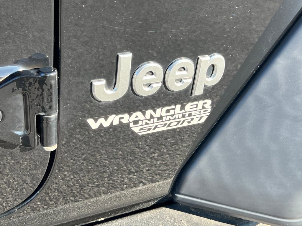 Used 2019 Jeep Wrangler Unlimited Sport image 9