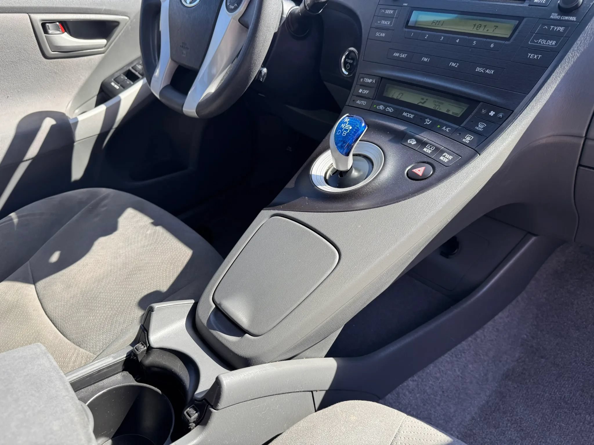 Used 2010 Toyota Prius Two FWD image 28