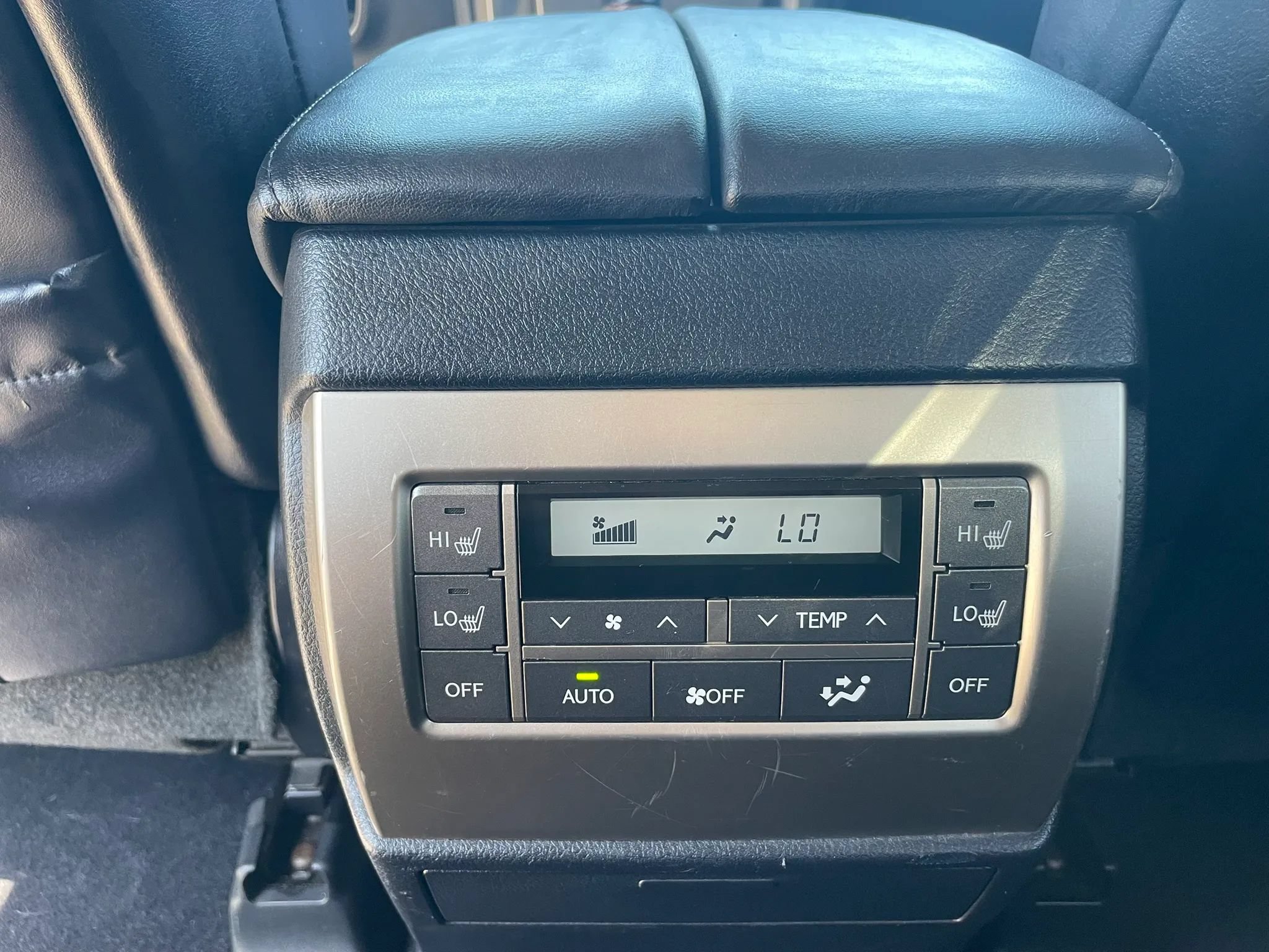 Used 2012 Lexus GX 460 Premium AWD/4WD image 34