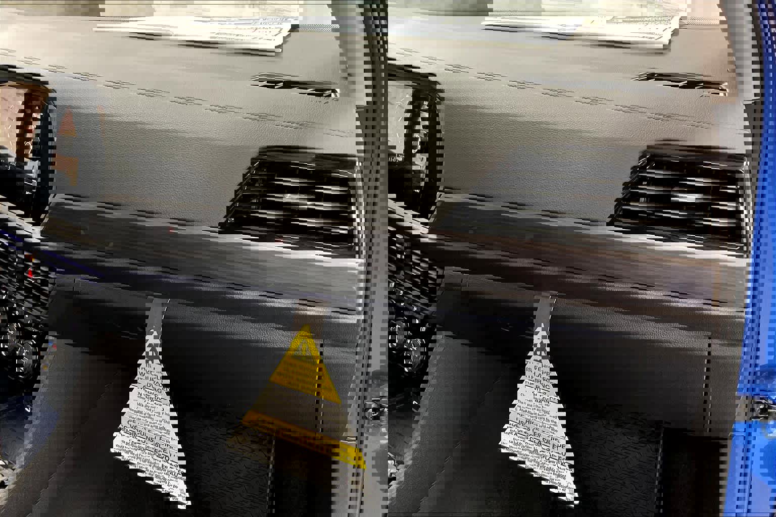 Used 2024 Volkswagen Jetta SEL image 28